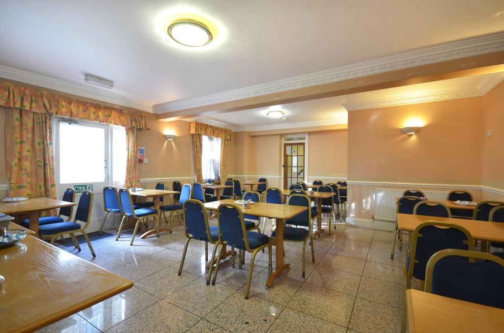 White House Hotel 3*
